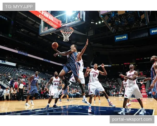 季前赛报道：山猫与风暴的比赛因场馆电力问题推迟一小时