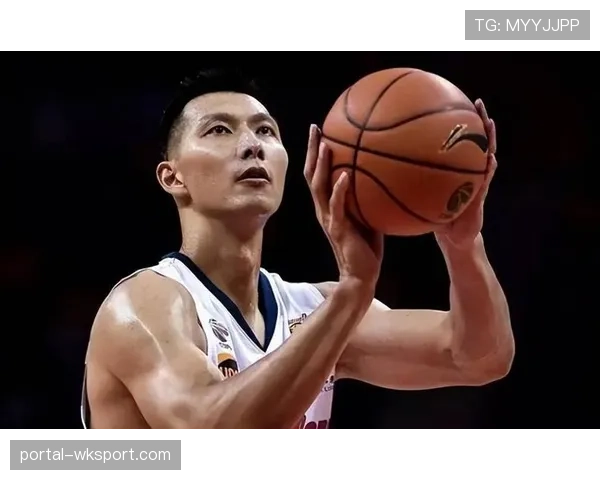 老将易建联转型助教首秀获赞誉，负责指导青年军边路无球跑位